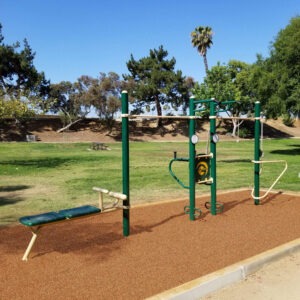 6-Person Static Combo in a park