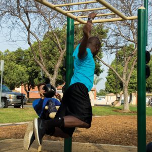 A man using the Horizontal Ladder