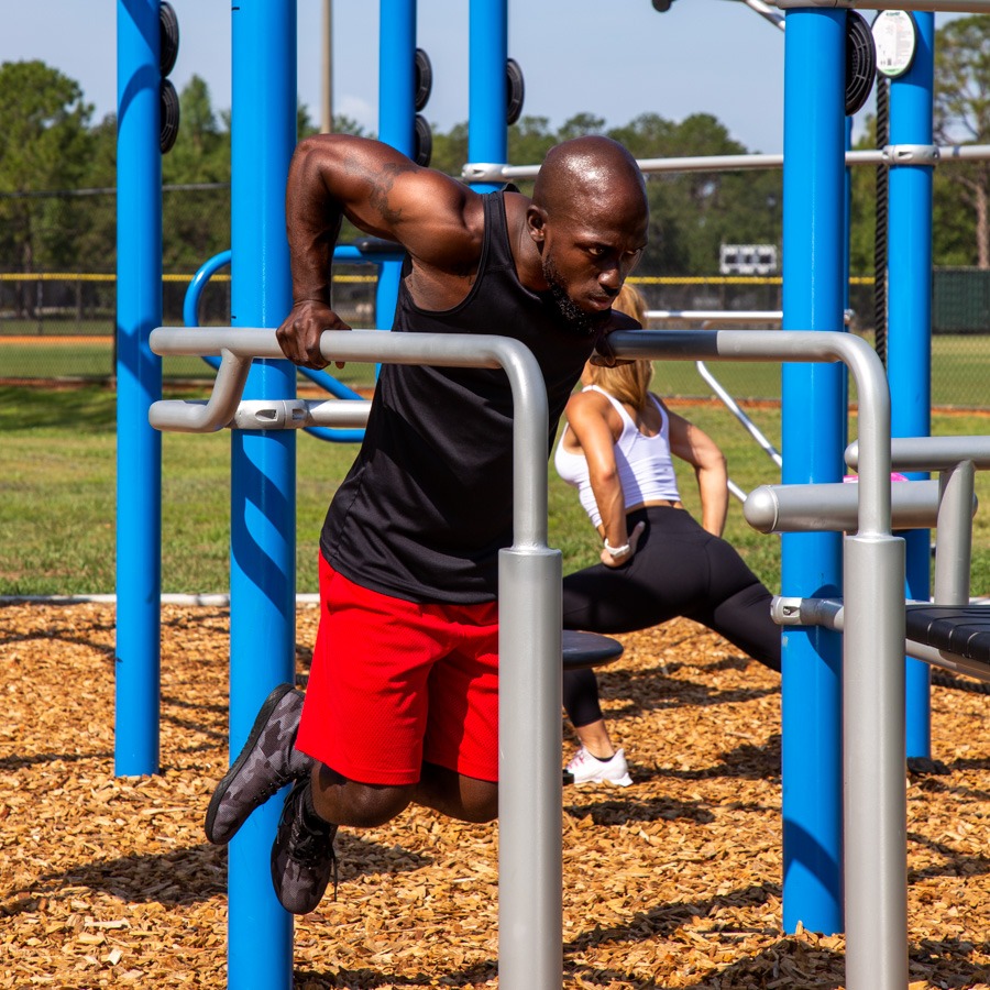 dips 12-Person Challenge Fitness Rig