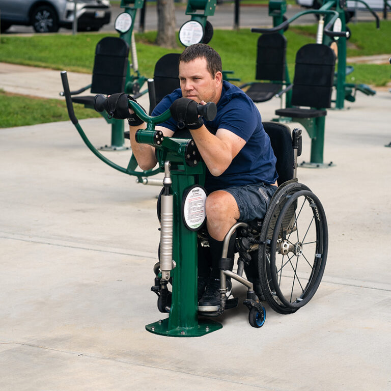 Accessible Arm Curl (Adjustable Resistance)